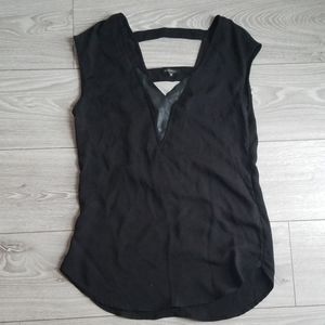 Dynamite blouse with scandal back